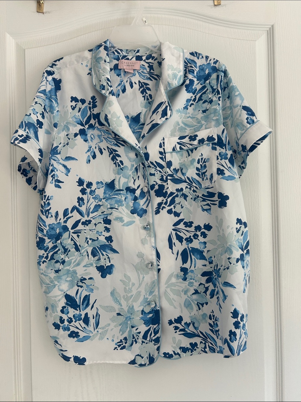 Cabernet White and Blue Floral Women's Pajama Set - Picture 3 of 6